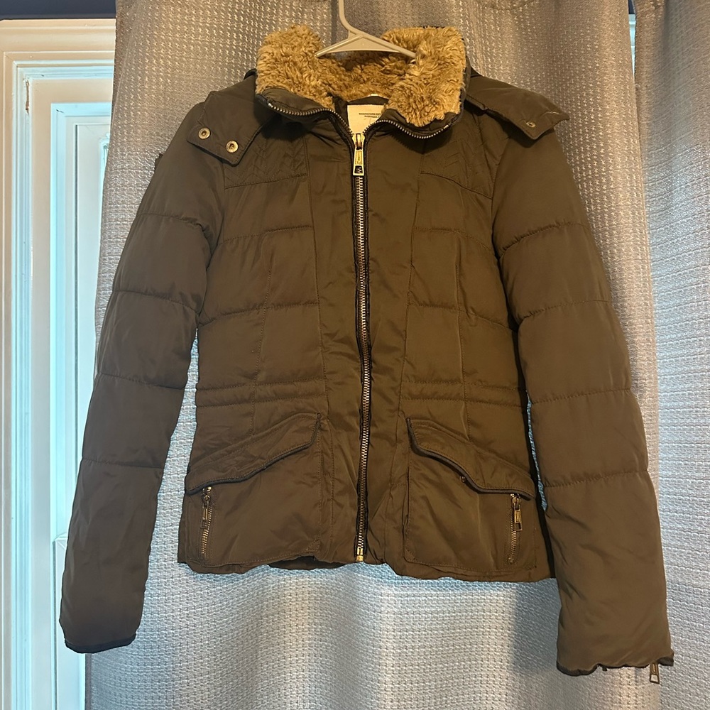 Zara puffer jacket with removable hood